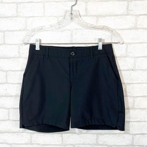 Under armour black fitted shorts size 2